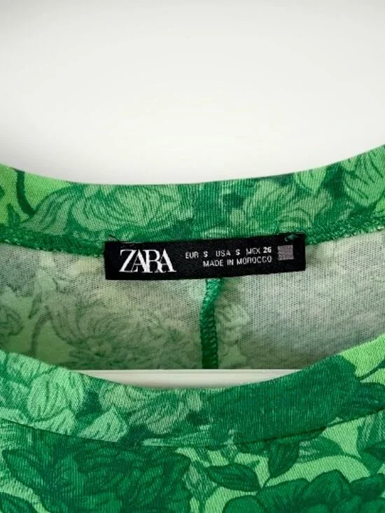 Zara Green Floral Mini Dress with double flutter sleeves, Size S - Picture 2 of 4